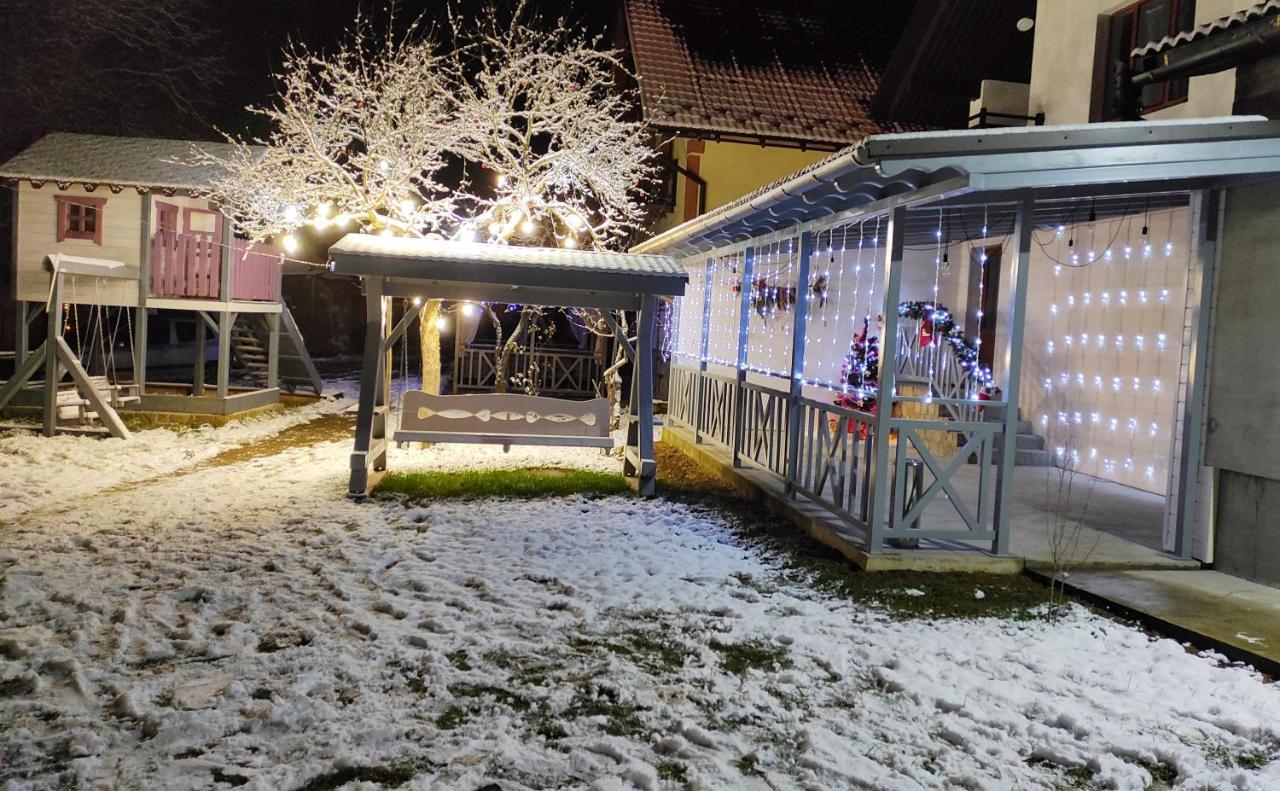 Фенікс Hotell Jaremtje Exteriör bild