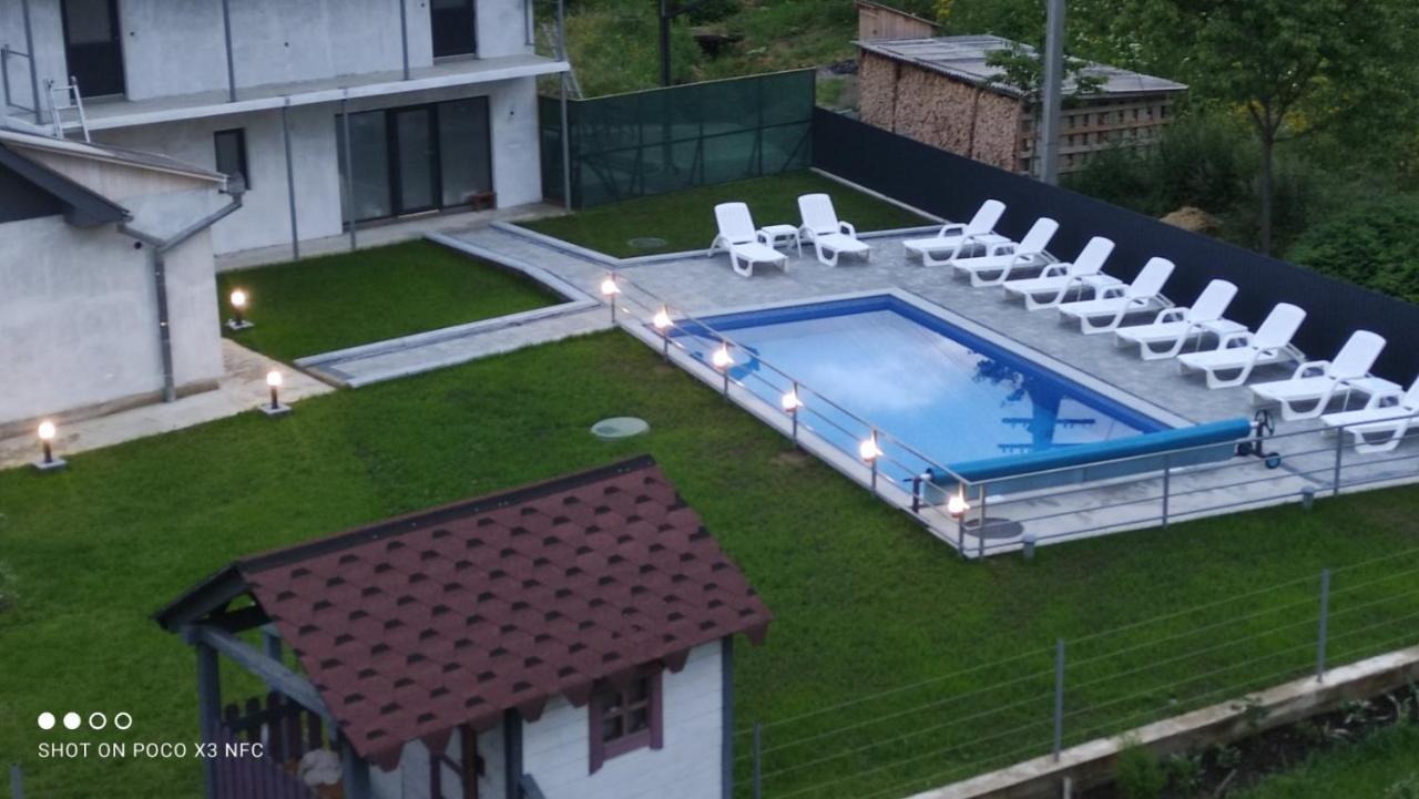 Фенікс Hotell Jaremtje Exteriör bild