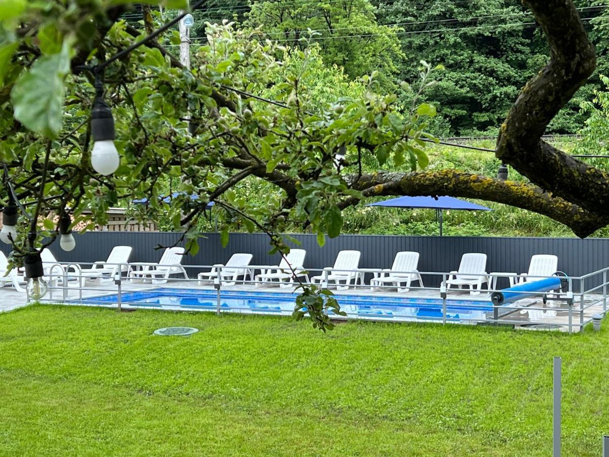 Фенікс Hotell Jaremtje Exteriör bild