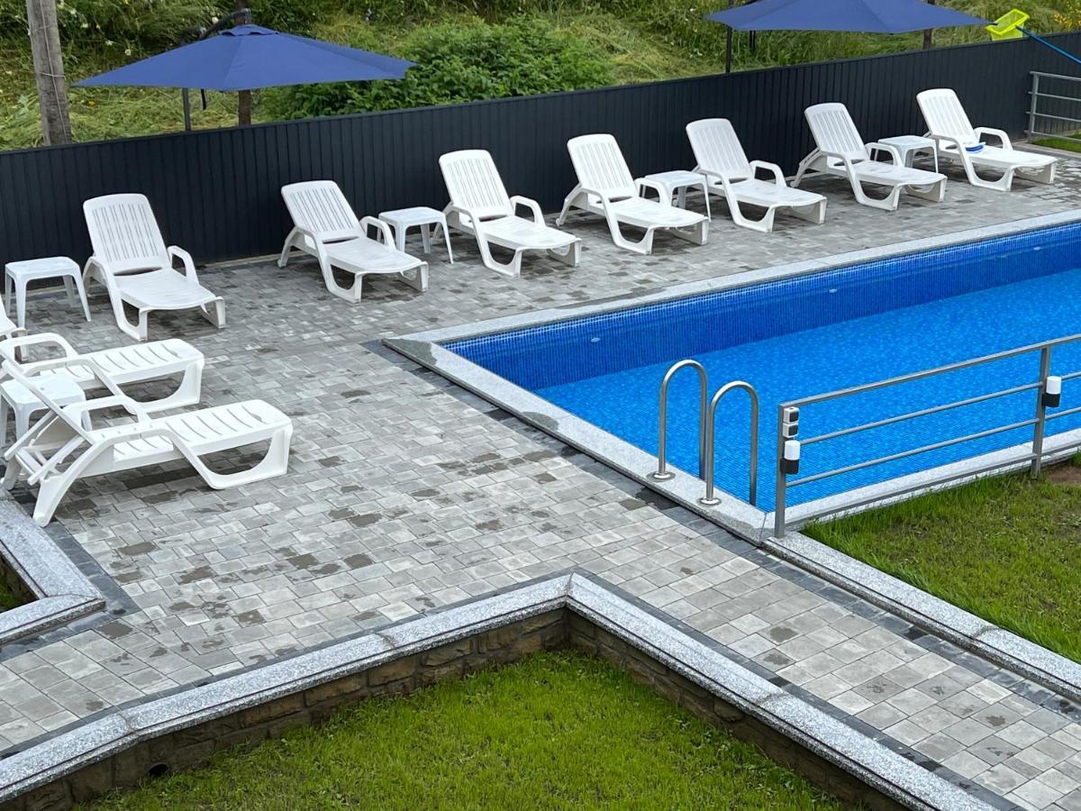 Фенікс Hotell Jaremtje Exteriör bild
