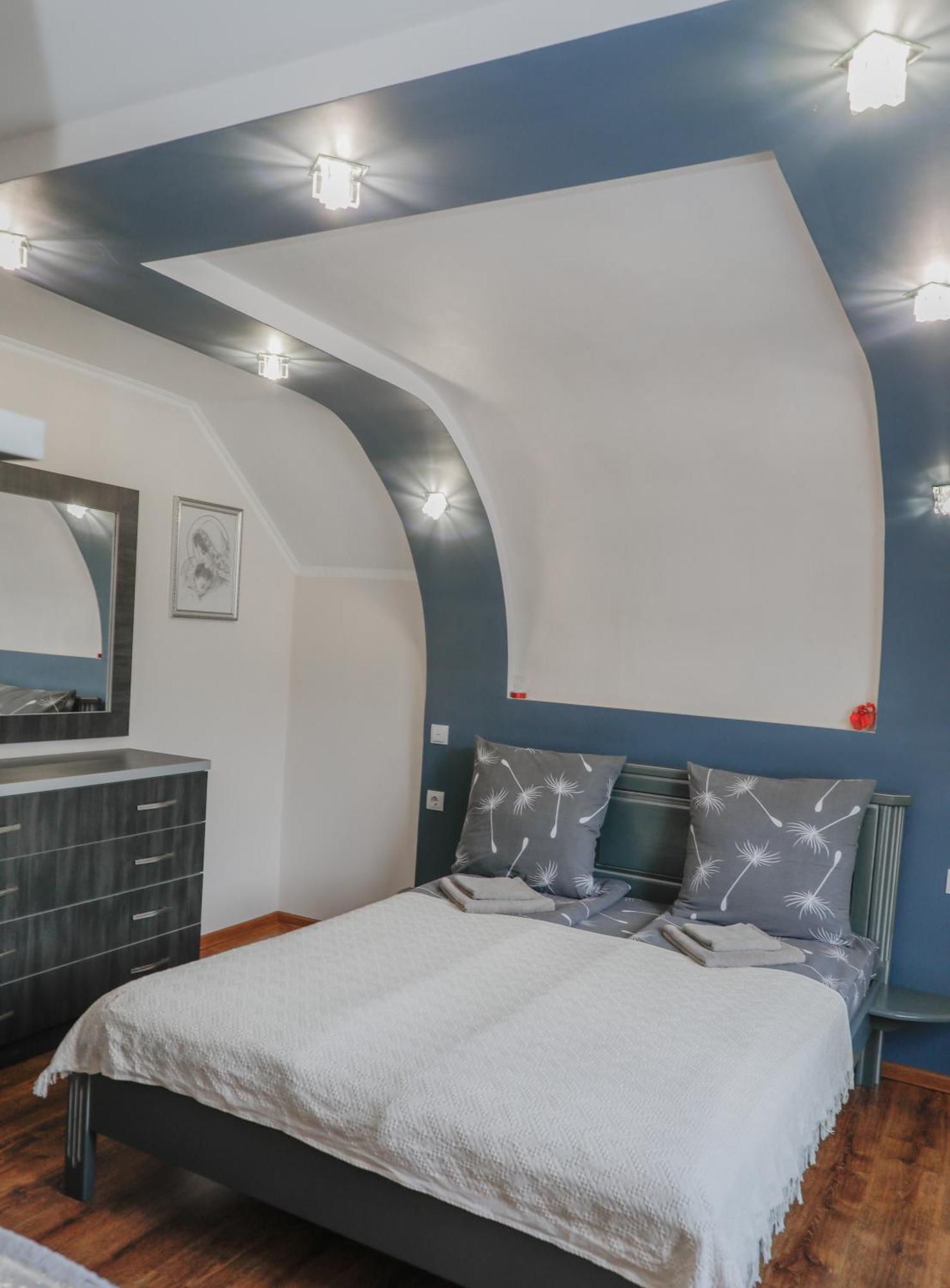 Фенікс Hotell Jaremtje Exteriör bild