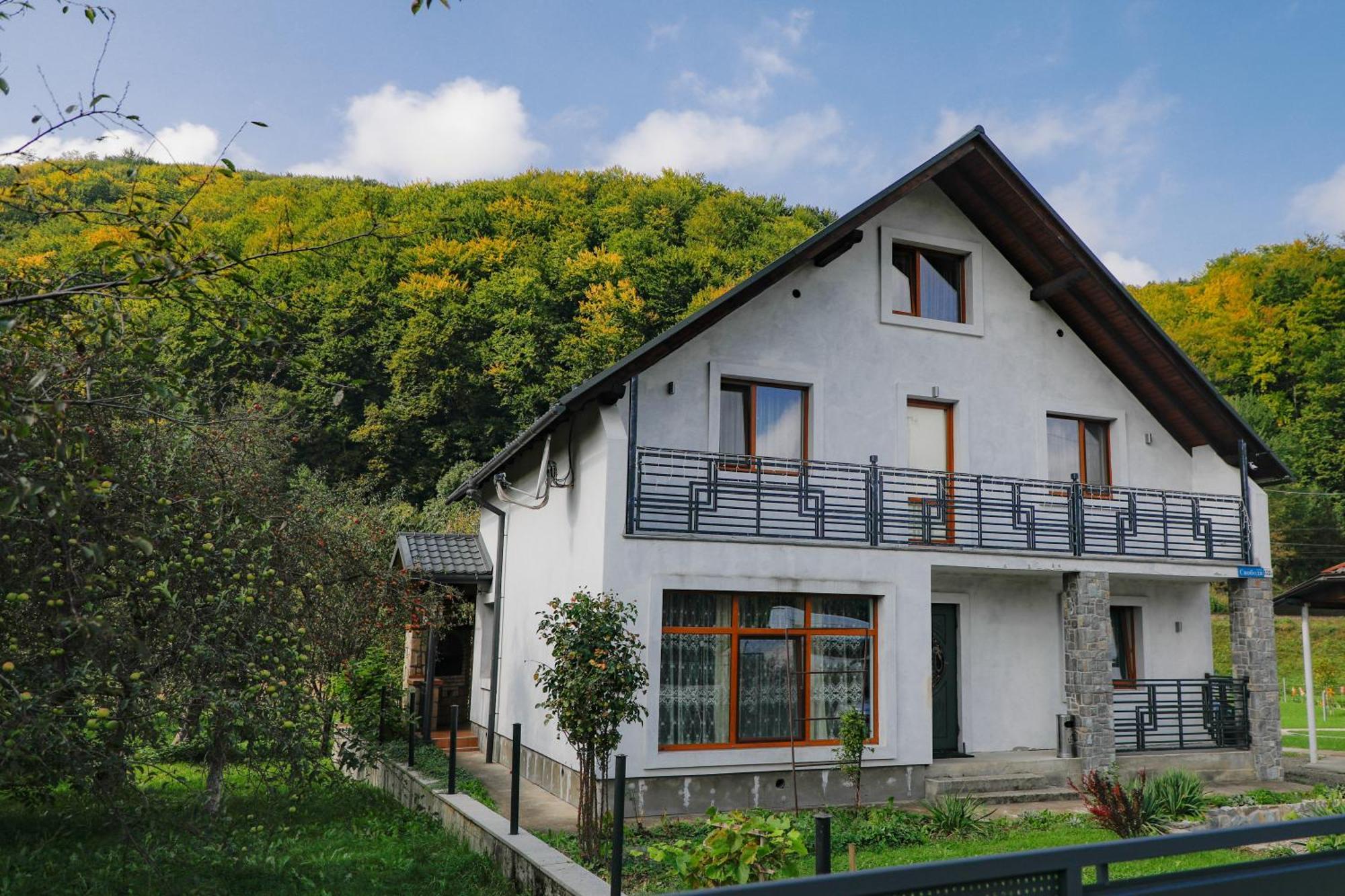 Фенікс Hotell Jaremtje Exteriör bild