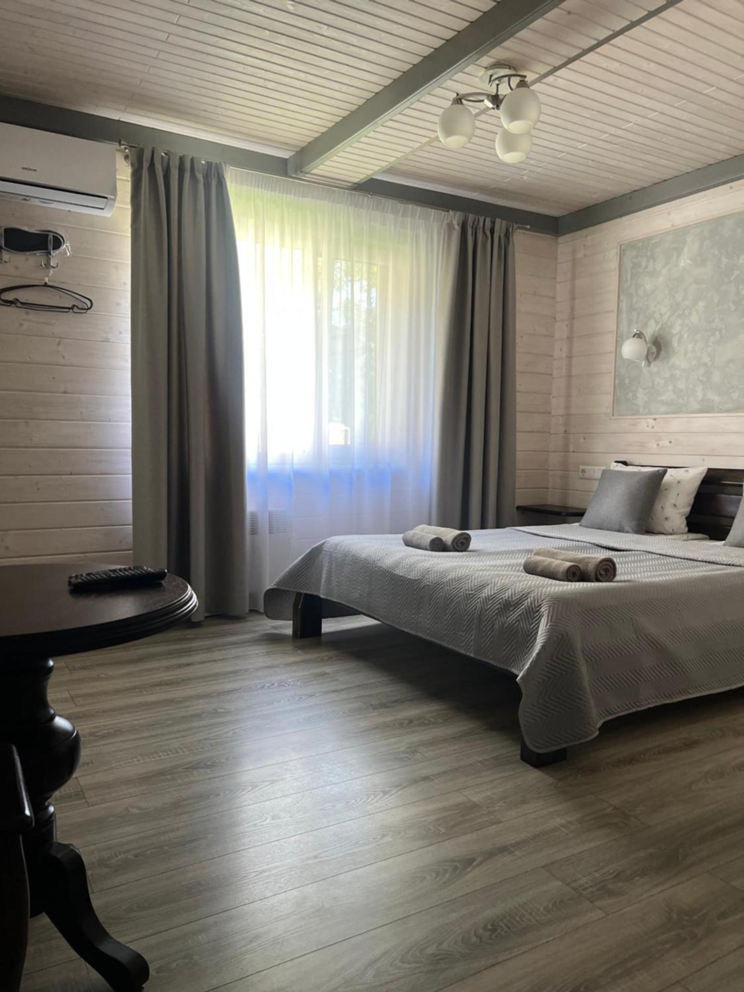 Фенікс Hotell Jaremtje Exteriör bild