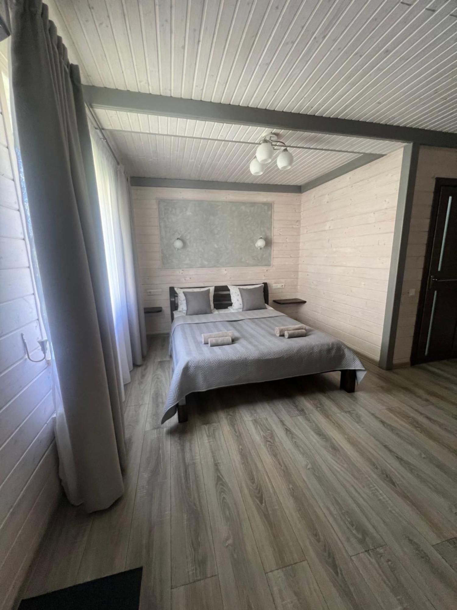 Фенікс Hotell Jaremtje Exteriör bild